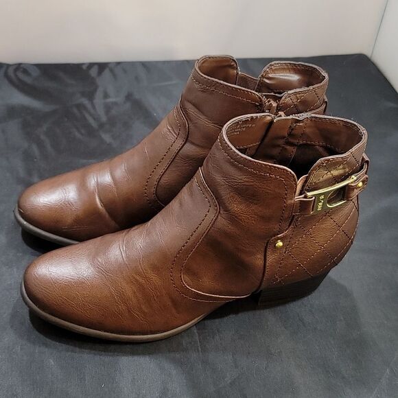 UNISA POINTED TOE WOMEN"S ZIP CLOSURE BLOCK HEEL BOOT - Picture 8 of 16